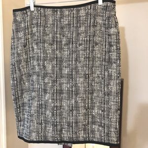 Talbots Skirt Black and White  NWT